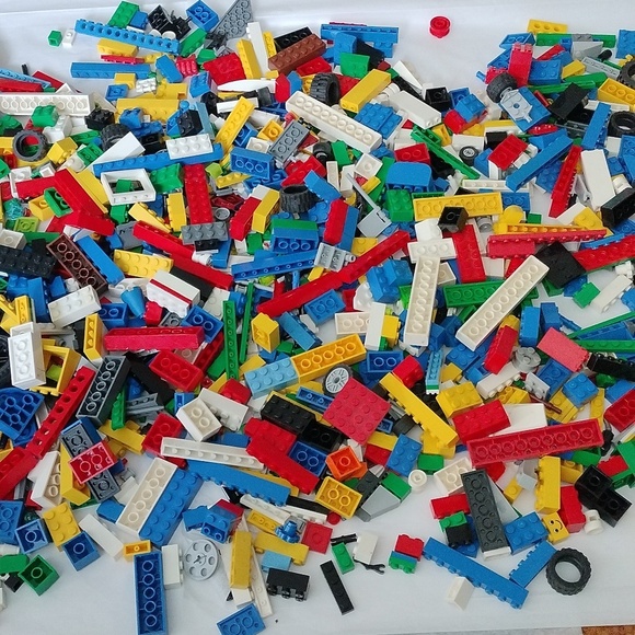 Lego building bricks parts 4 pounds random Set #2 - Picture 1 of 9